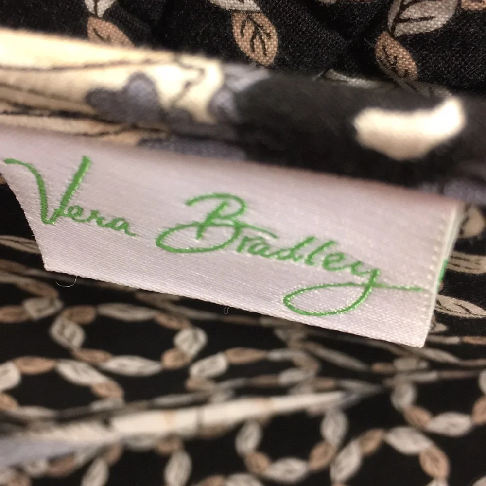Vera Bradley large bag hardly used (if ever) leaf